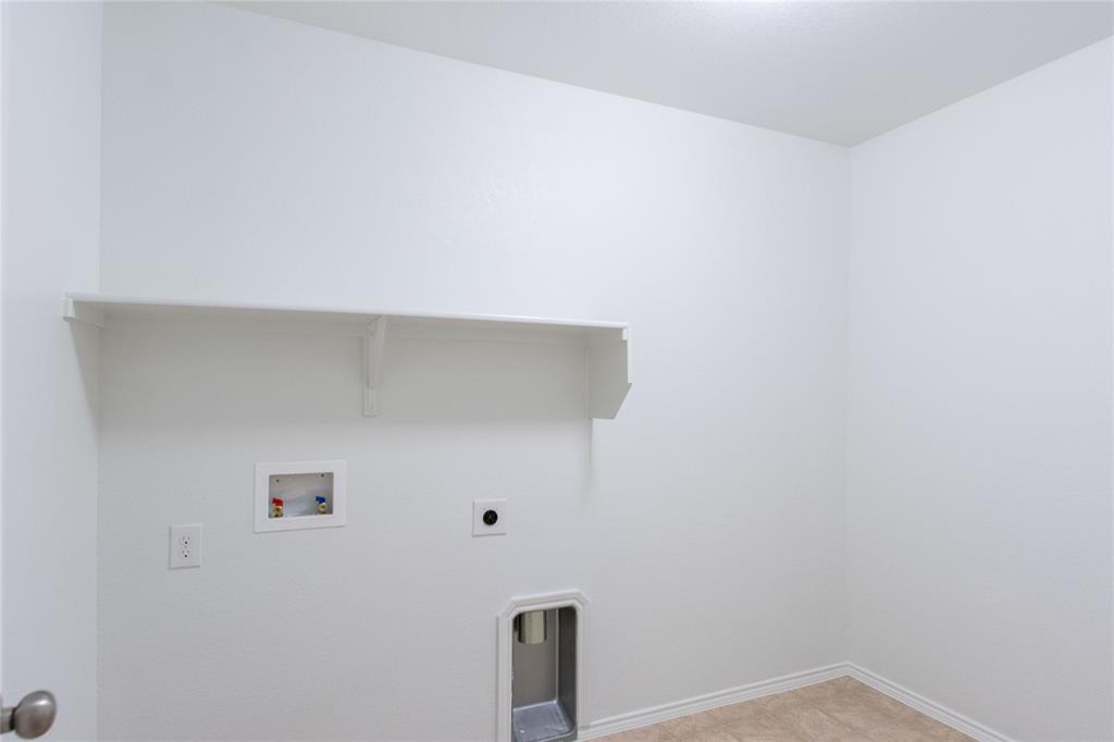 10032 Pyrite Drive Property Photo 19