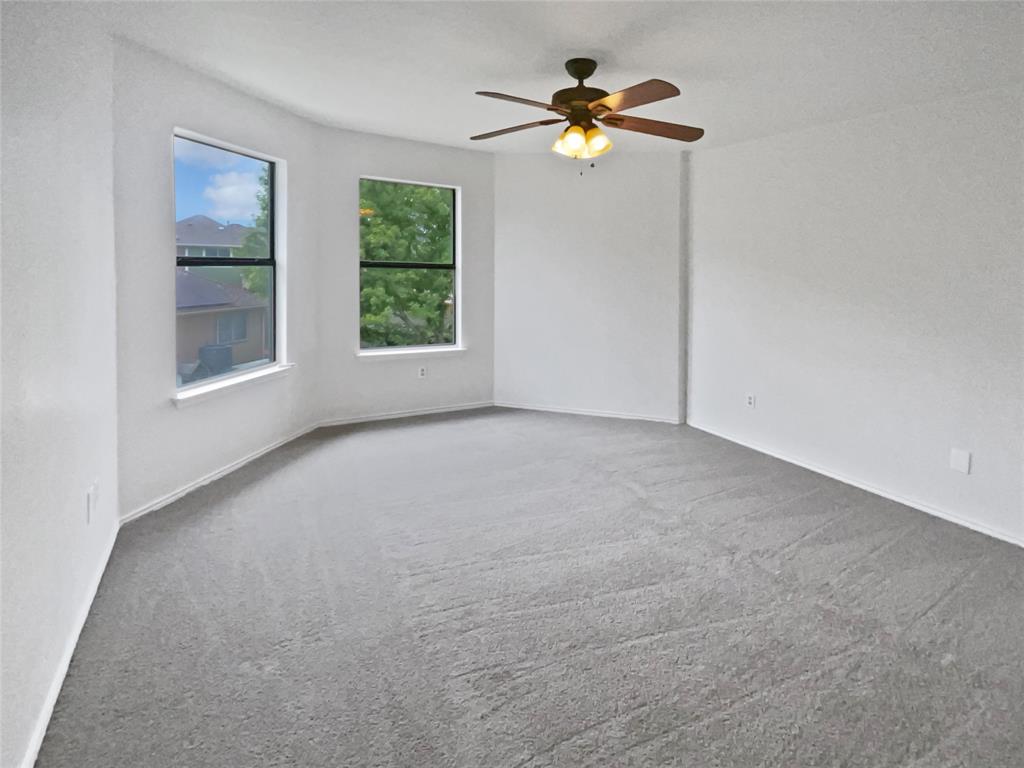 5103 Whitehaven Drive Property Photo 10