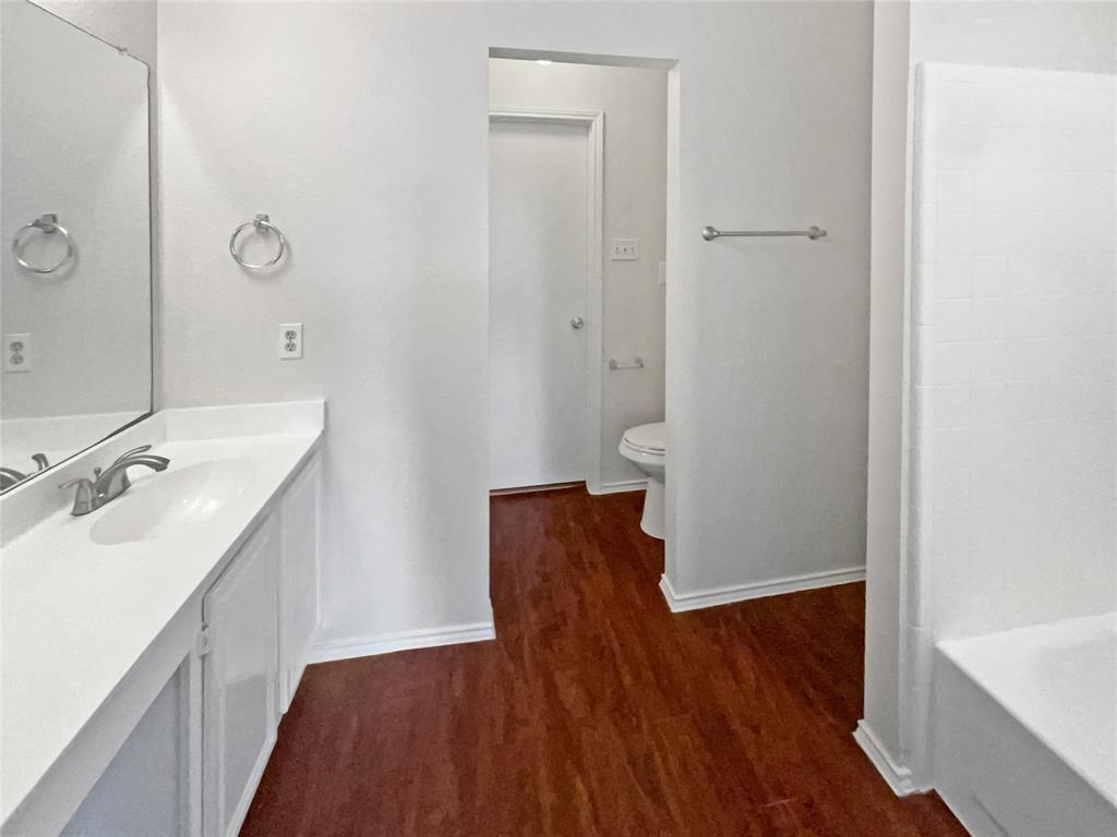 5103 Whitehaven Drive Property Photo 11