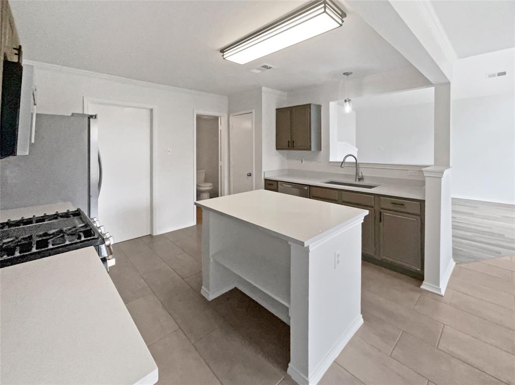5103 Whitehaven Drive Property Photo 18