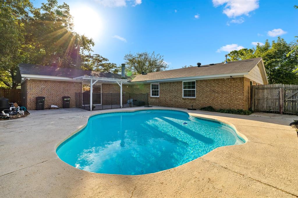 512 Saddle Ridge Lane Property Photo