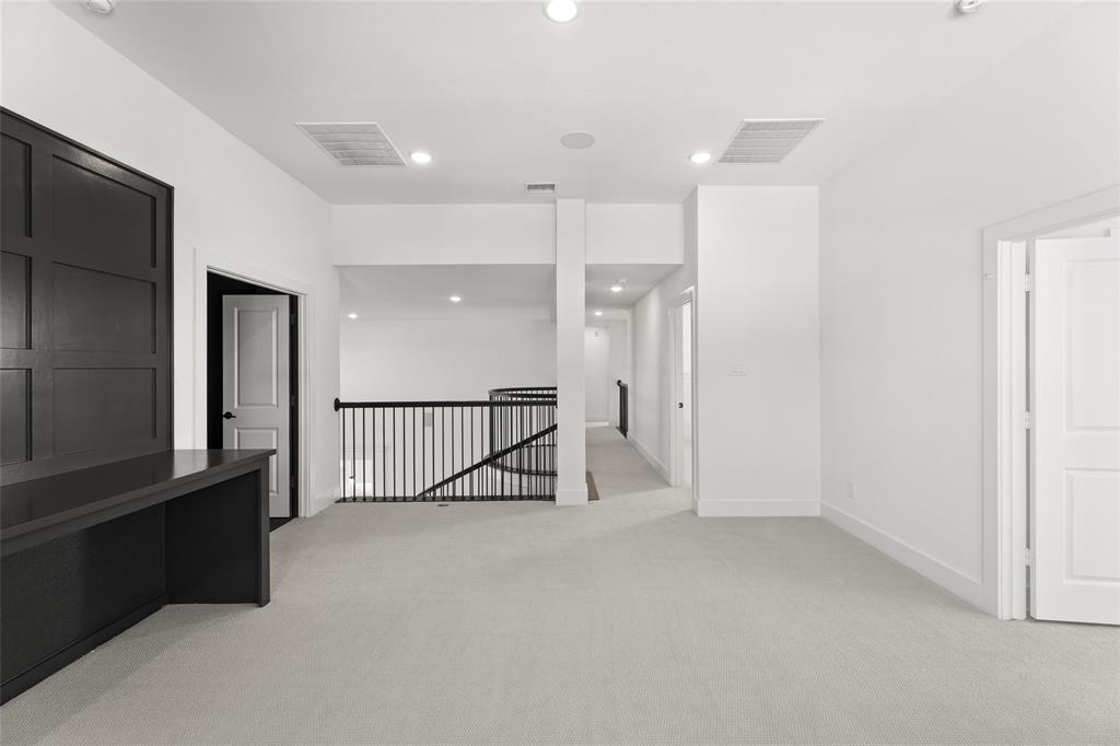 9737 Palermo Drive Property Photo 23