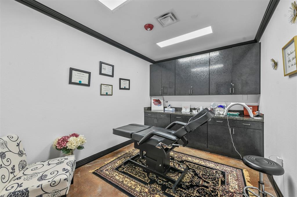1651 Justin Road Property Photo 11