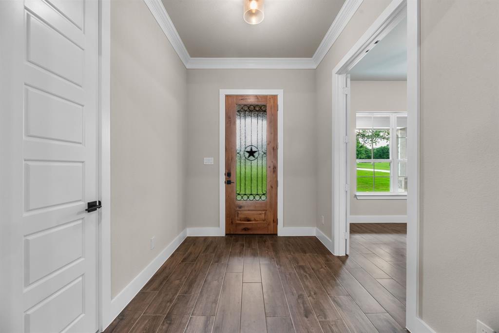 2201 Crystal Palace Boulevard Property Photo 5