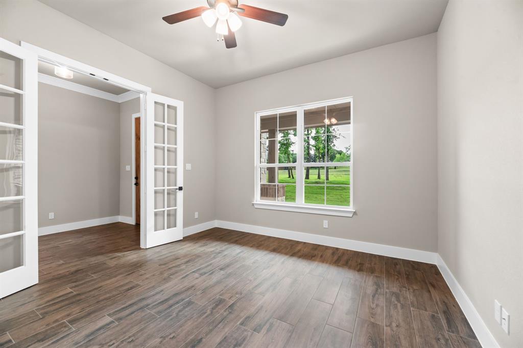 2201 Crystal Palace Boulevard Property Photo 8