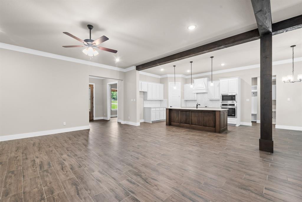 2201 Crystal Palace Boulevard Property Photo 11