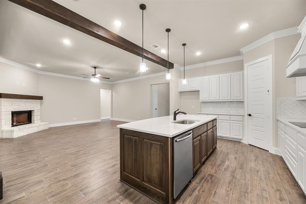 2201 Crystal Palace Boulevard Property Photo 16