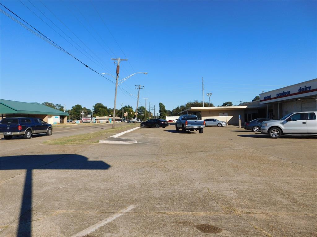 3707 Lakeshore Drive Property Photo 18
