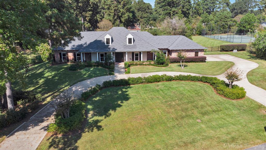 10111 Stonehedge Drive Property Photo 2