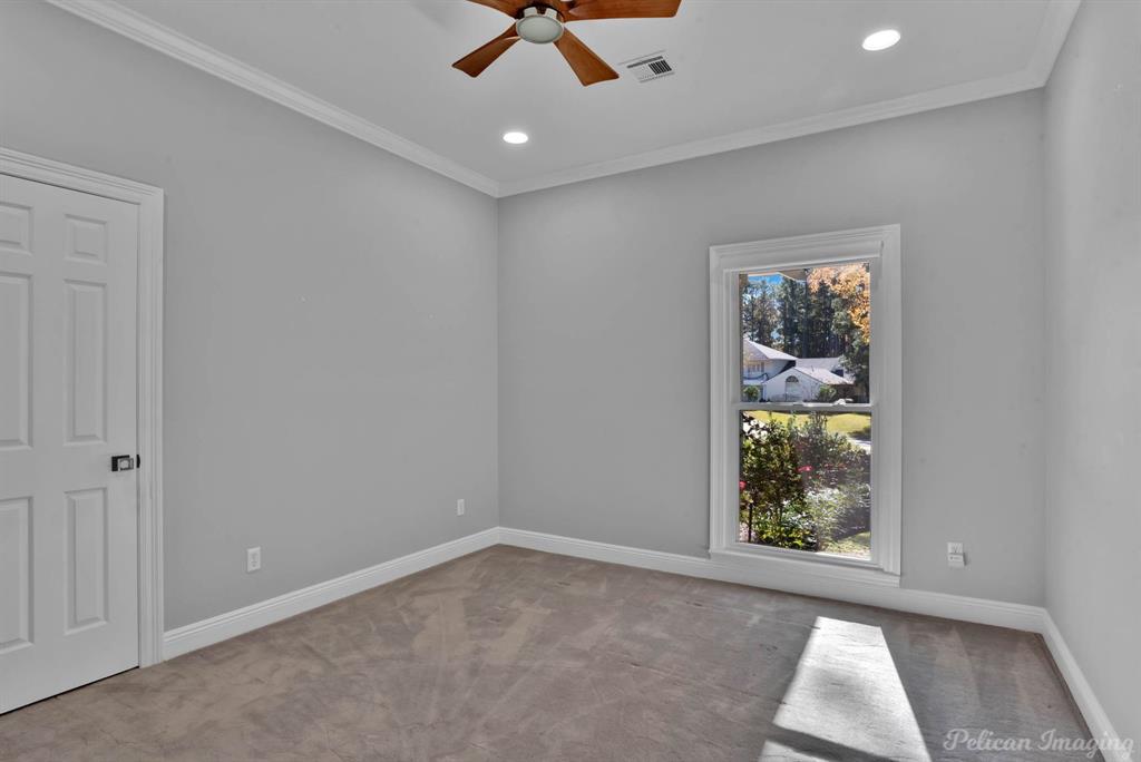 10111 Stonehedge Drive Property Photo 29