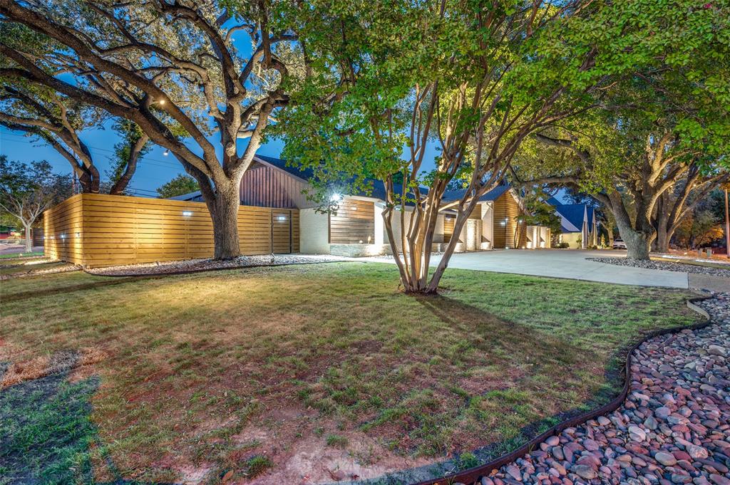 6212 Emeraldwood Place Property Photo 3