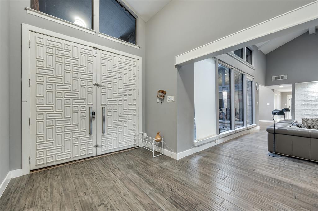 6212 Emeraldwood Place Property Photo 4