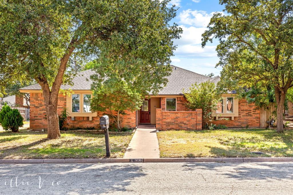 3041 Gilmer Avenue Property Photo 1