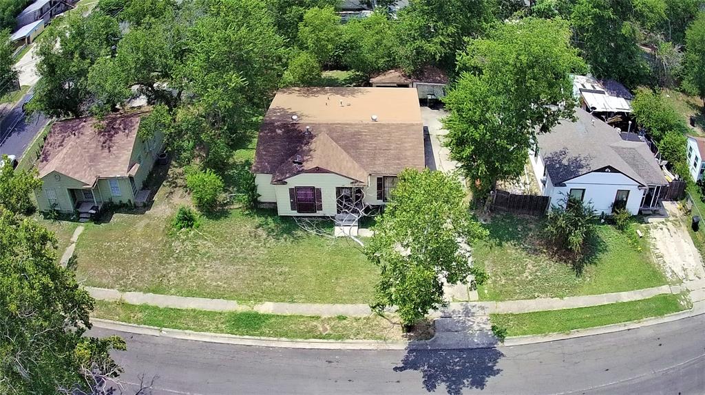 806 Duncan Avenue Property Photo 2