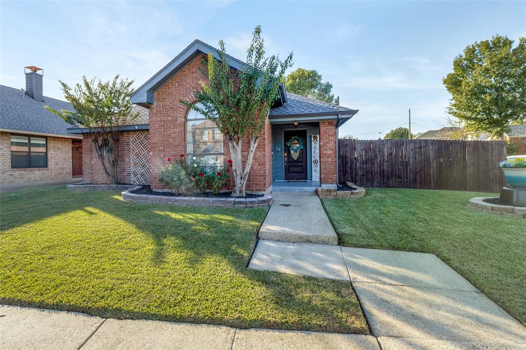 721 Windsong Property Photo