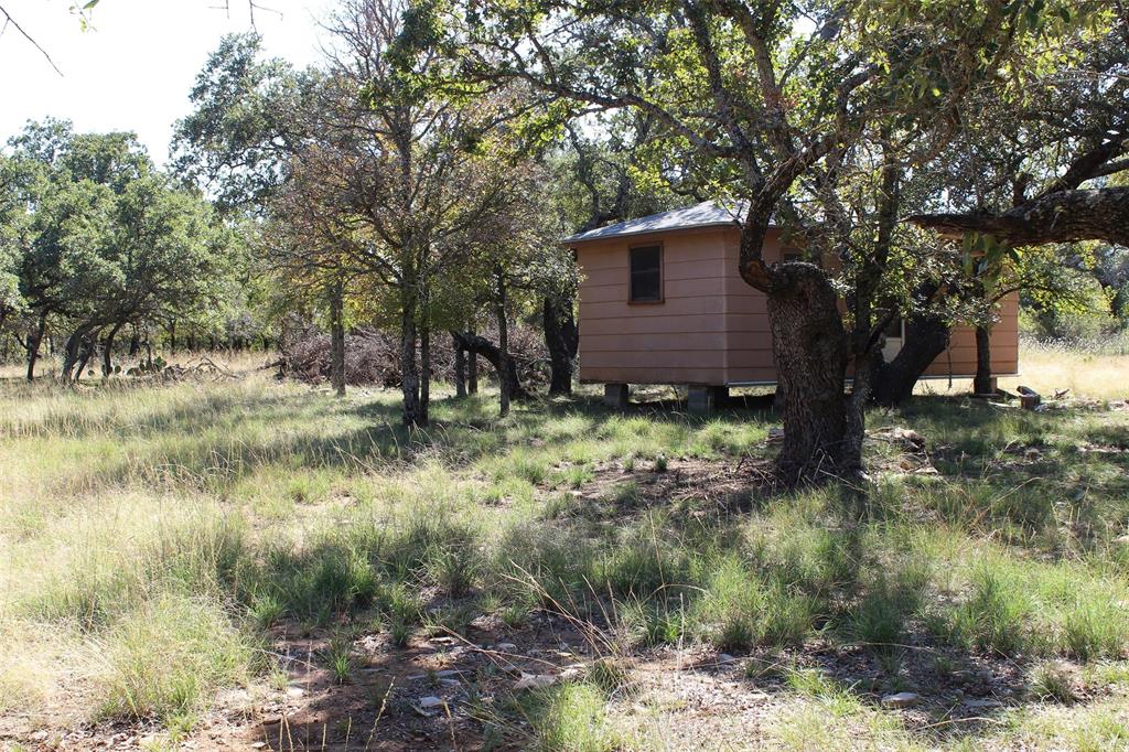 253 Oak Point Drive Property Photo 8