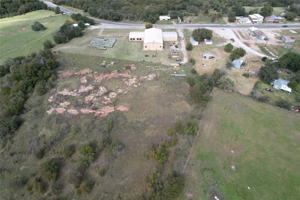6005 Fm 8 Property Photo 2