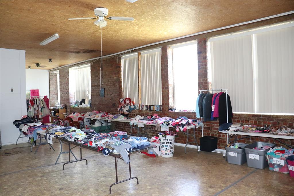 6005 Fm 8 Property Photo 10