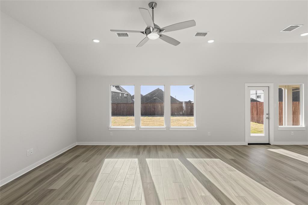 4038 Rio Run Property Photo 10