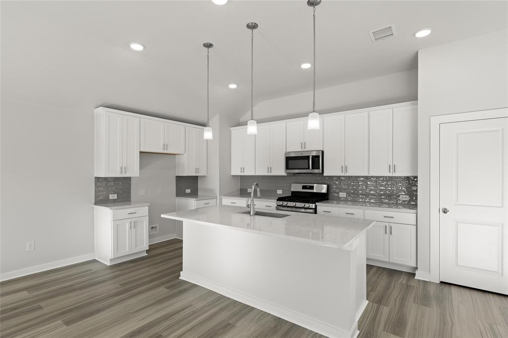 4038 Rio Run Property Photo 13