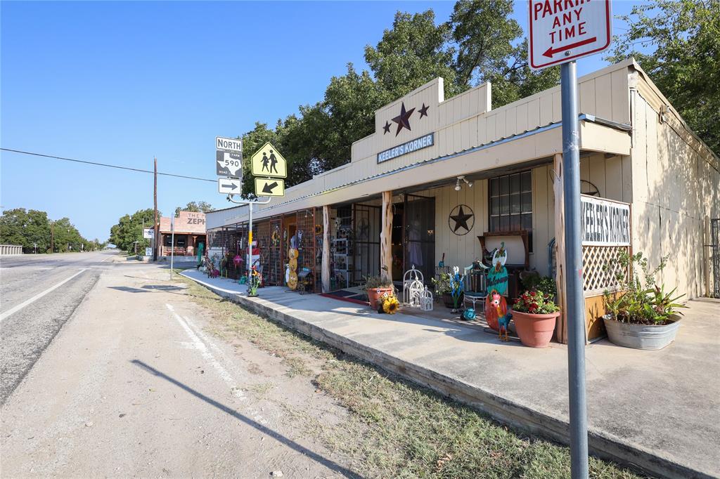 11635 Hwy 84-183 E 84-183 E Property Photo 2