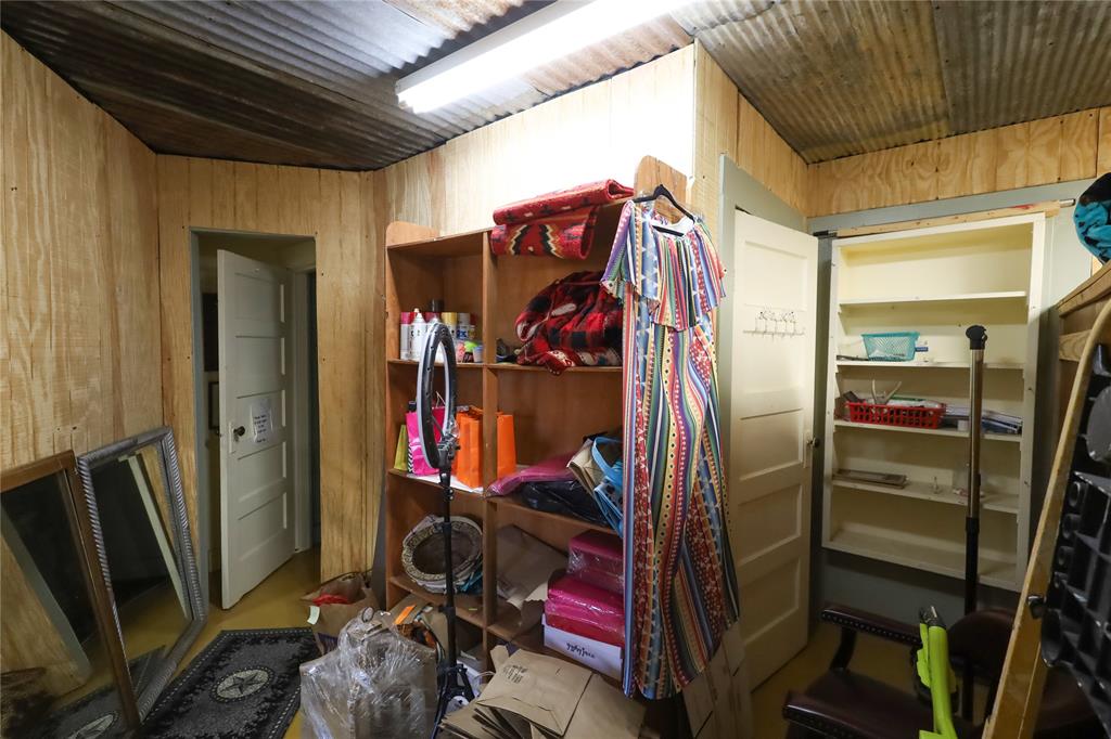 11635 Hwy 84-183 E 84-183 E Property Photo 7