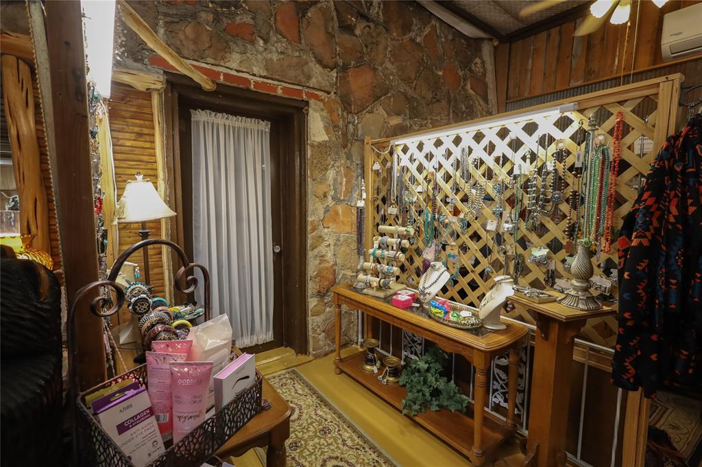 11635 Hwy 84-183 E 84-183 E Property Photo 11