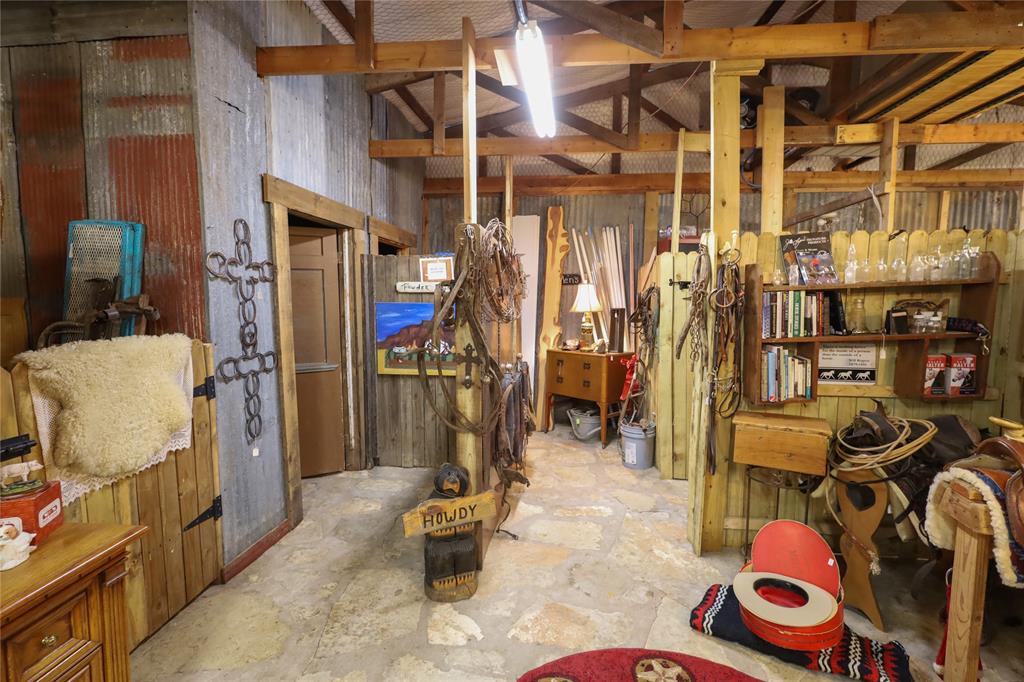 11635 Hwy 84-183 E 84-183 E Property Photo 24