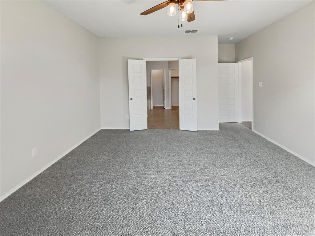 8209 Leopard Pass Property Photo 5
