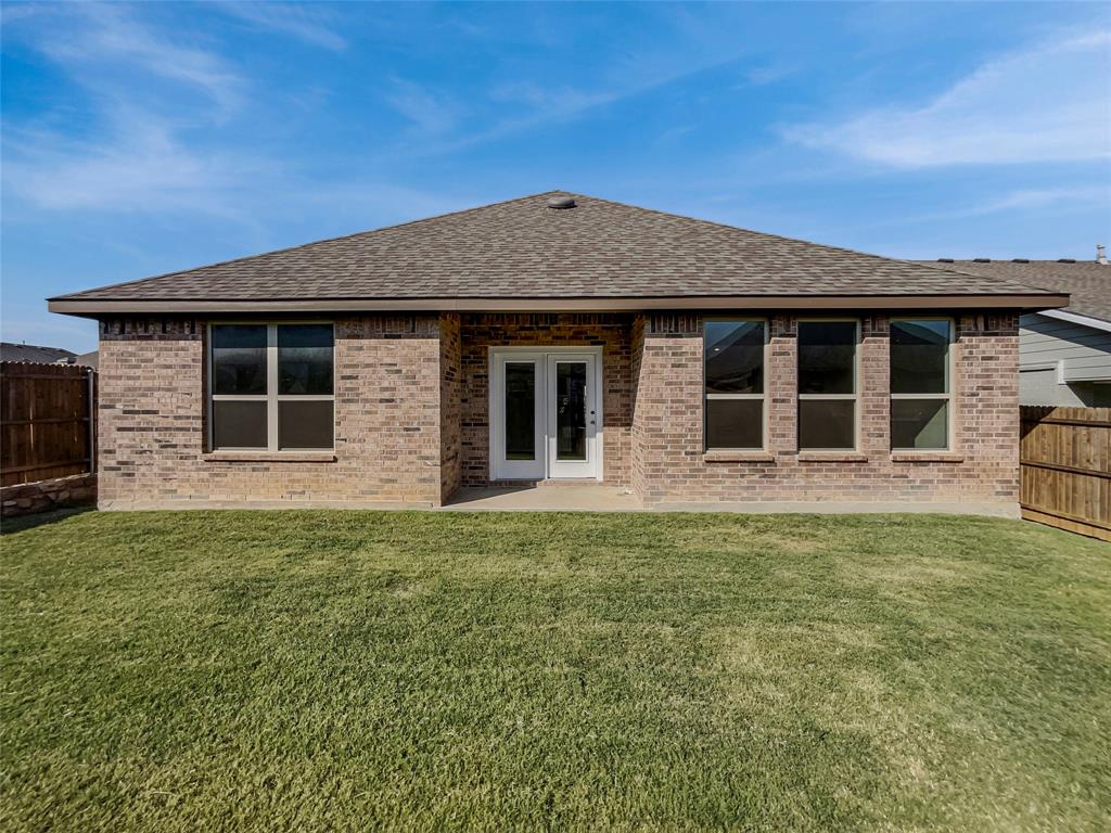 8209 Leopard Pass Property Photo 8