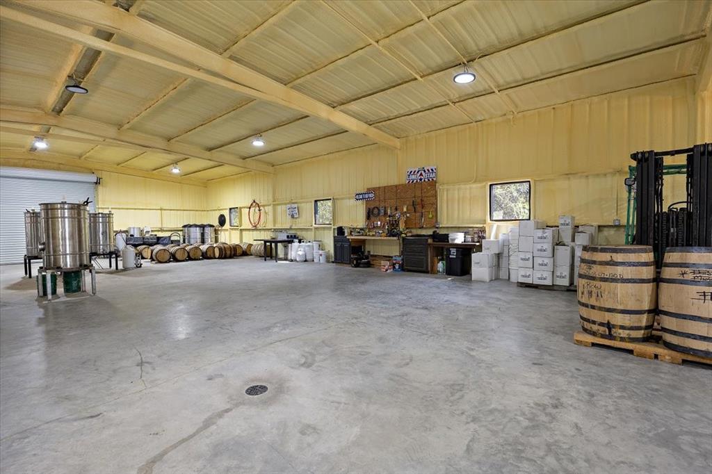 7905 Us Hwy 59 Property Photo 23