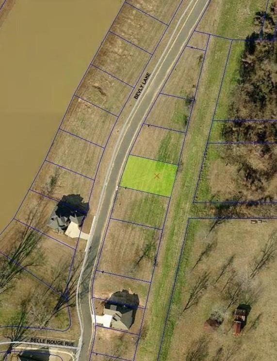 326 Bevly Lake Drive Property Photo 1