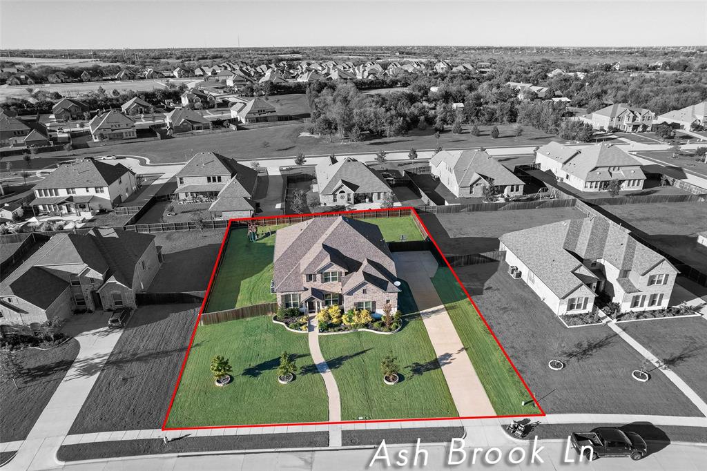 347 Ash Brook Lane Property Photo 3