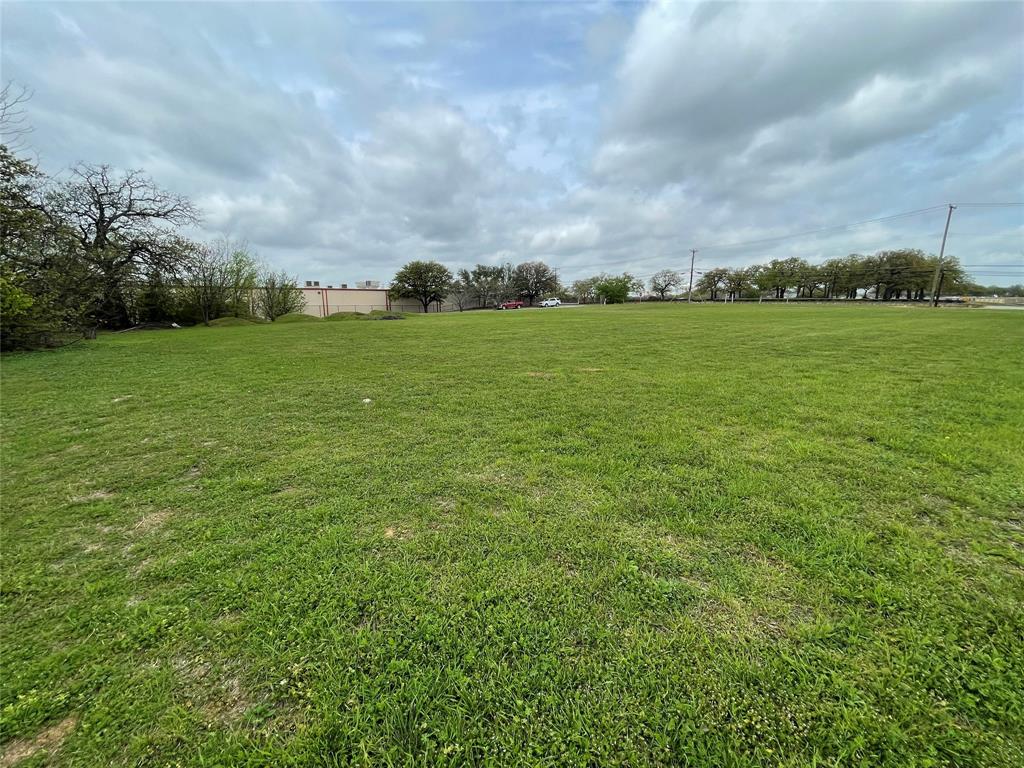 3708 Harwood Road Property Photo 11