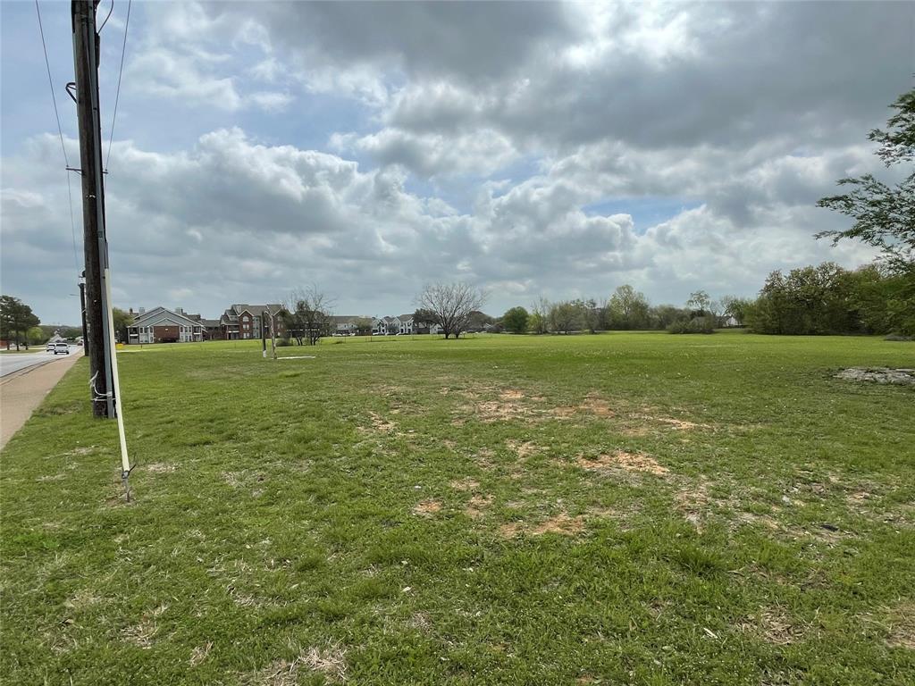 3708 Harwood Road Property Photo 15
