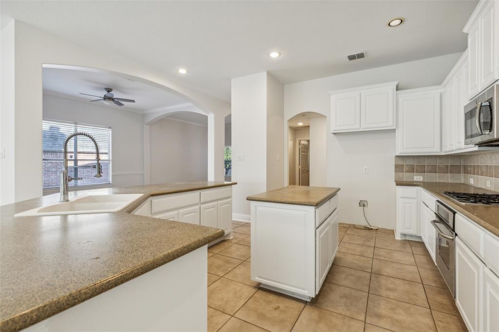 1210 Millers Creek Drive Property Photo 9