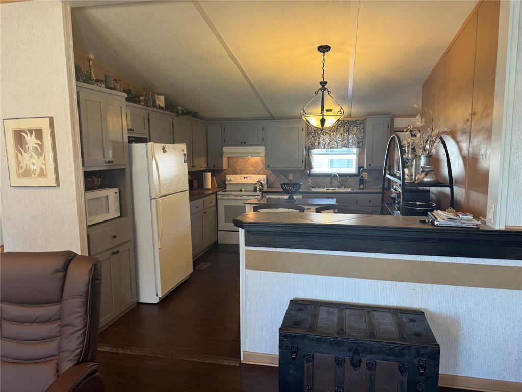 109 Woods Dr Property Photo 15