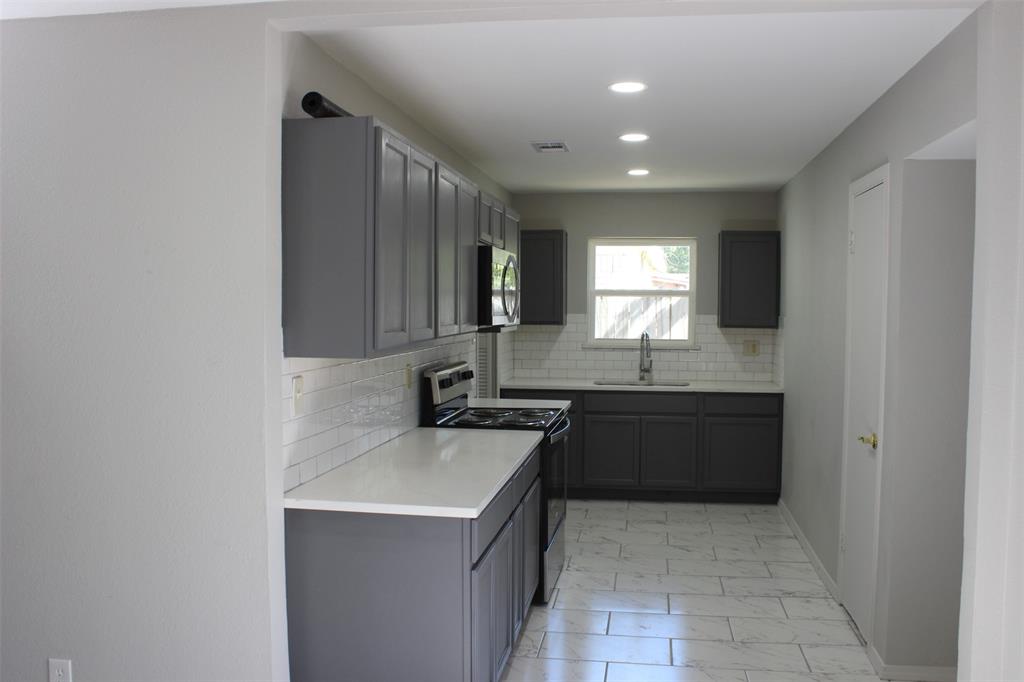 14106 Horseshoe Trail Property Photo 8