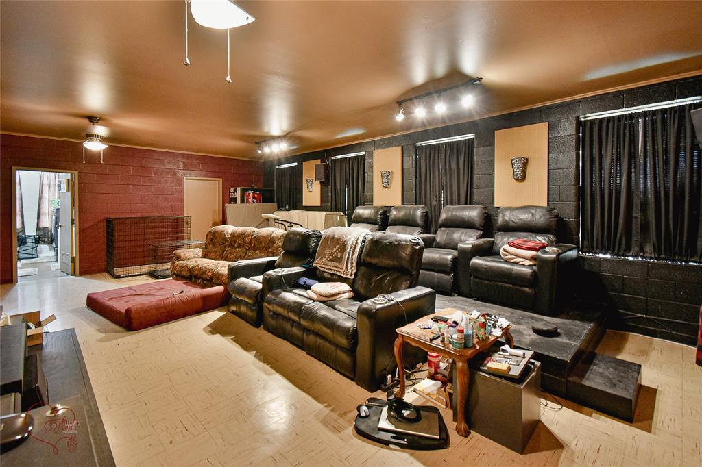 1101 Palm Street Property Photo 24