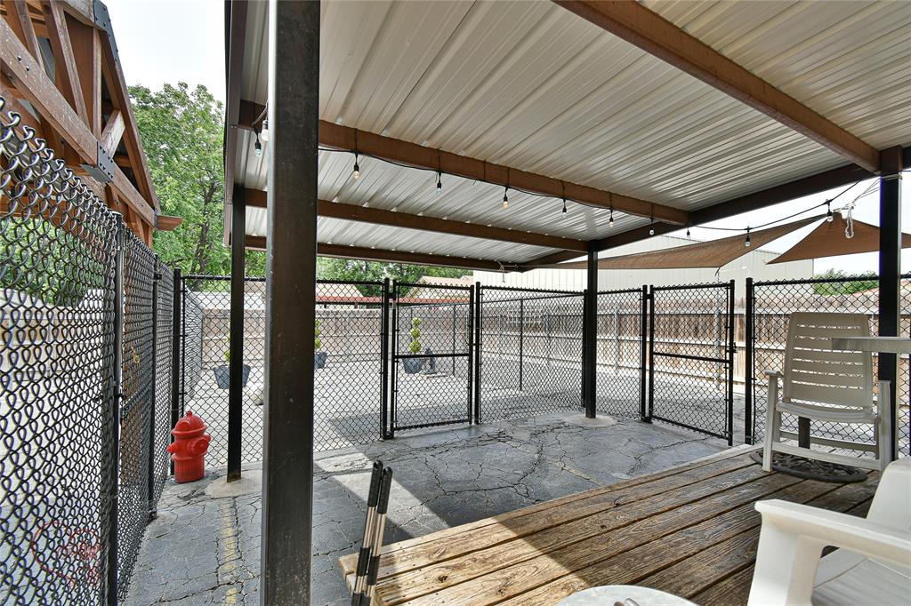 1101 Palm Street Property Photo 32