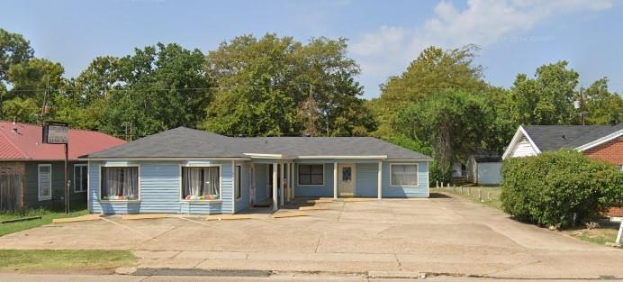 1445 Airline Drive Property Photo 2
