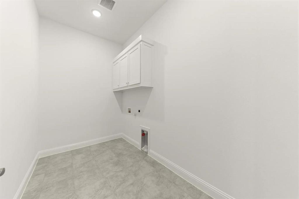9320 Blooming Ivy Drive Property Photo 3