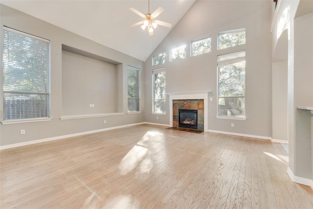 3908 Drexel Drive Property Photo 5