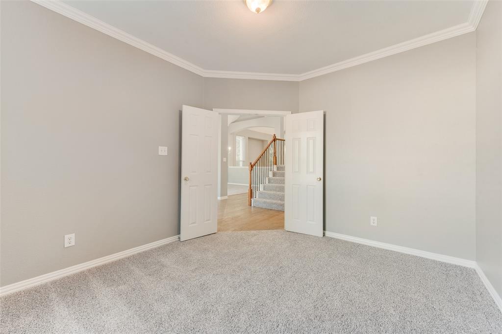 3908 Drexel Drive Property Photo 10
