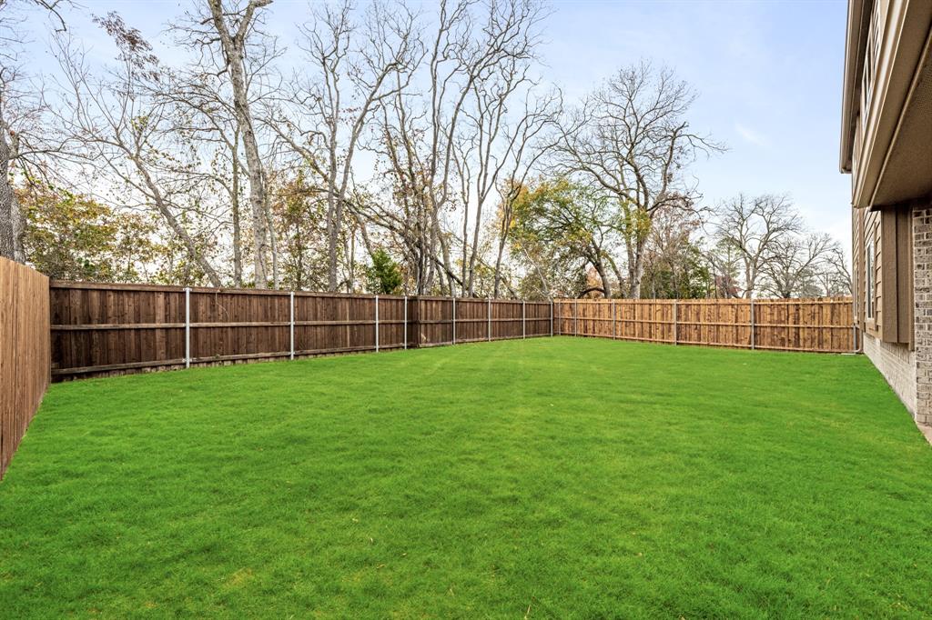 112 Saddlewood Trail Property Photo 38