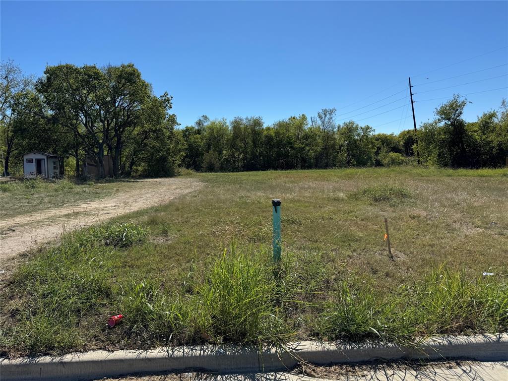 5005 Pickett Street Property Photo 2
