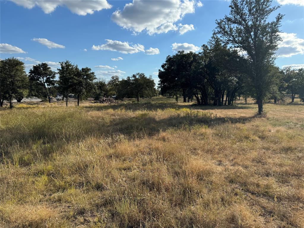 312 Old Waco Road Property Photo 3