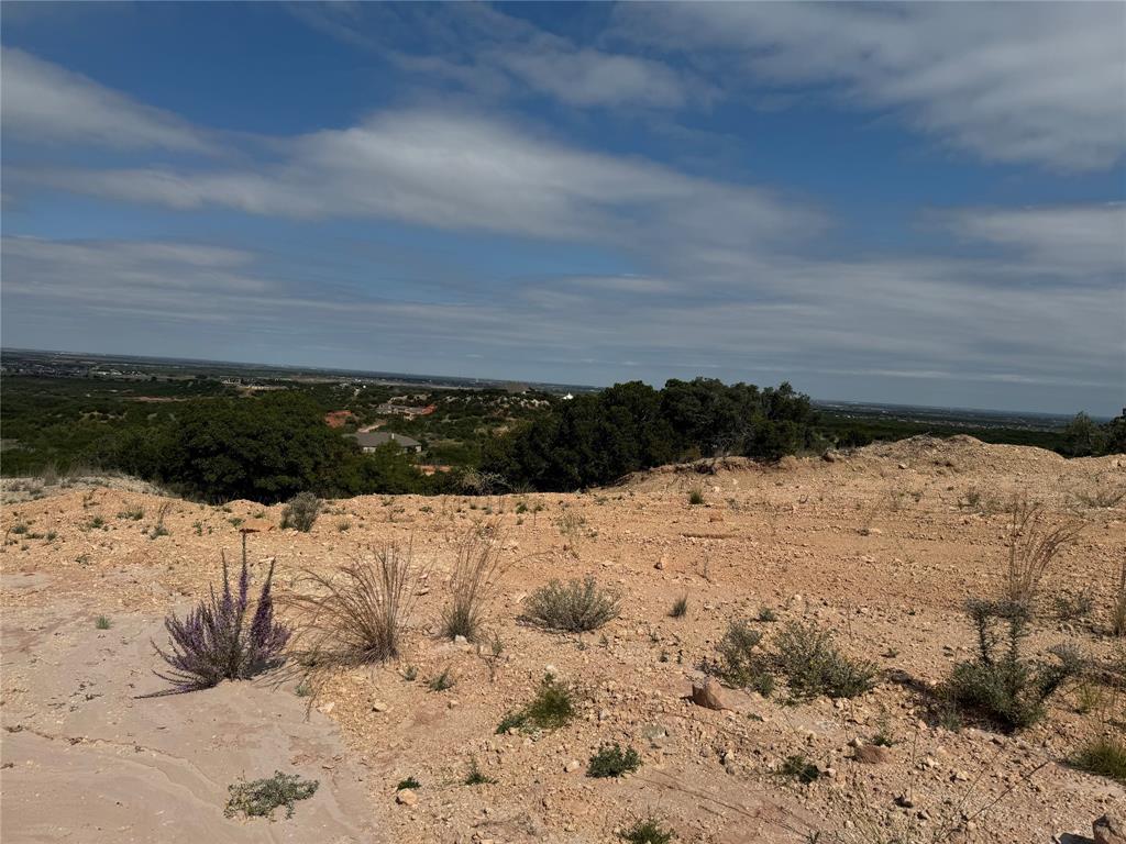 102 Gabriels Crossing Property Photo 5