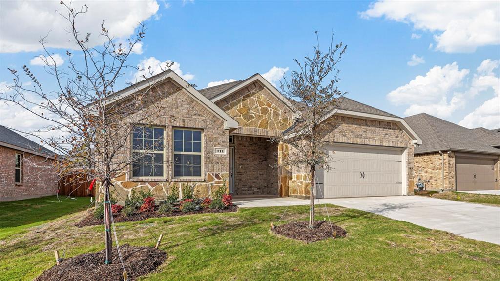 111 Lantern Road