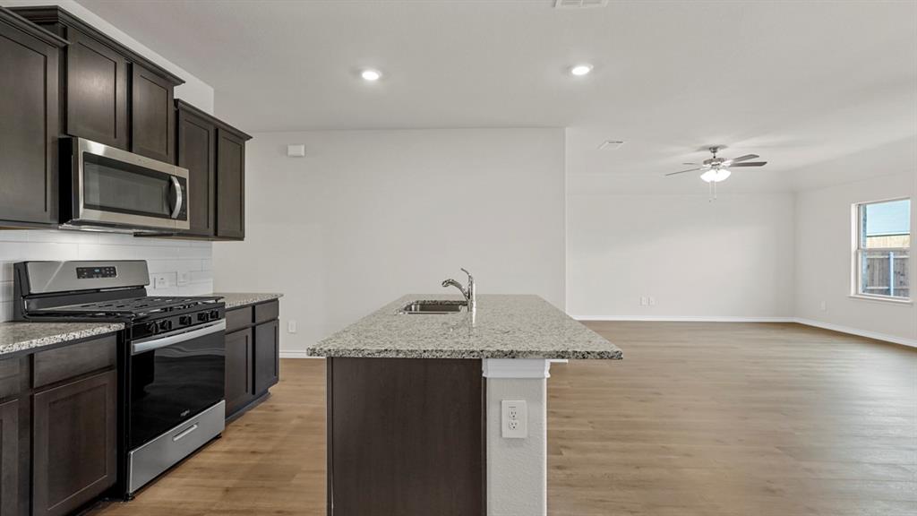 111 Lantern Road Property Photo 7